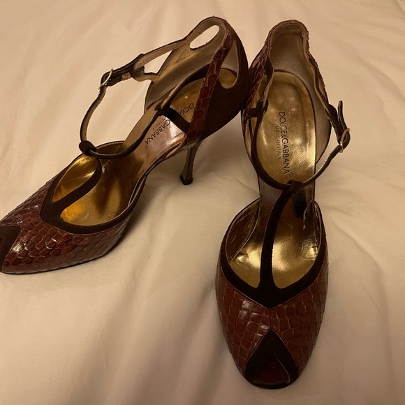 Dolce & Gabbana T-Strap 4-Inch Heels - Picture 2 of 9